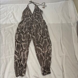 Chic Halter Snake Print Jumpsuit